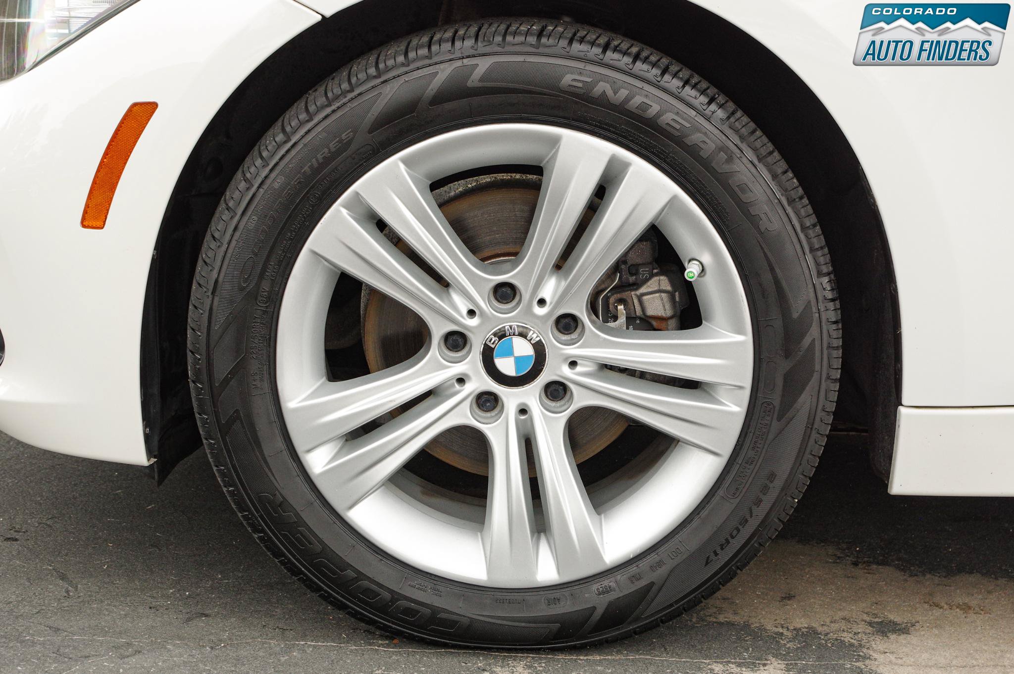 Used 2017 BMW 330i xDrive Sedan AWD/4WD image 24