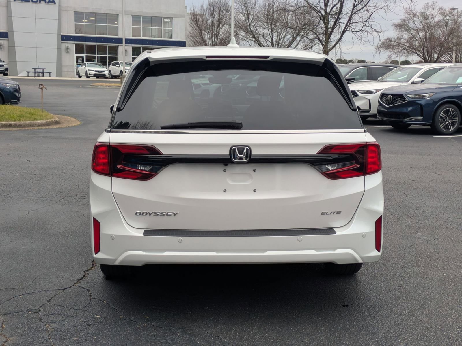 Used 2025 Honda Odyssey Elite image 6