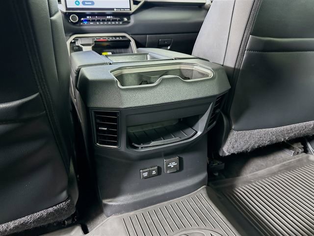 Used 2022 Toyota Tundra Limited image 9