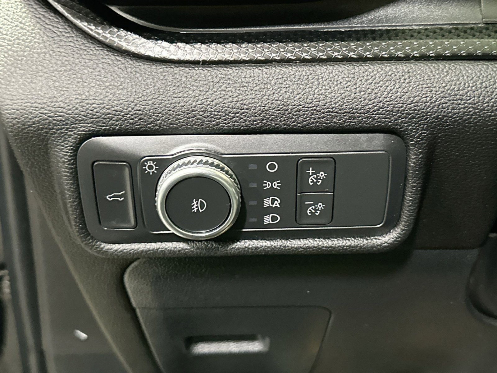 Used 2022 Ford Explorer ST w/ Equipment Group 401A image 17