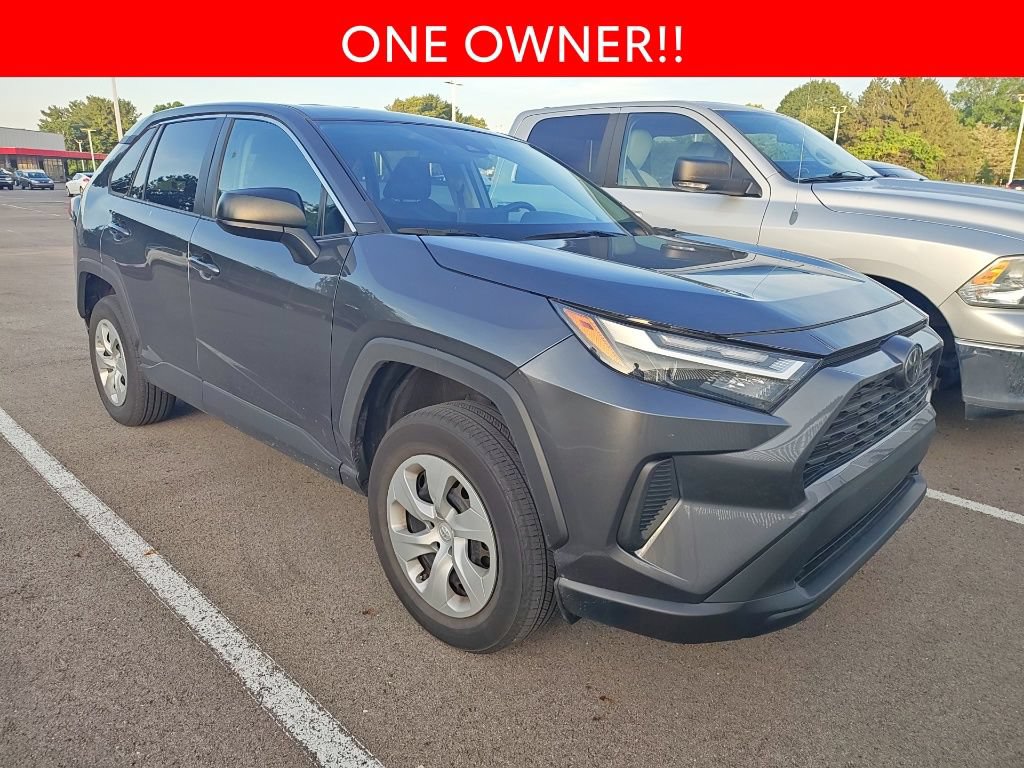 Used 2023 Toyota RAV4 LE FWD image 3