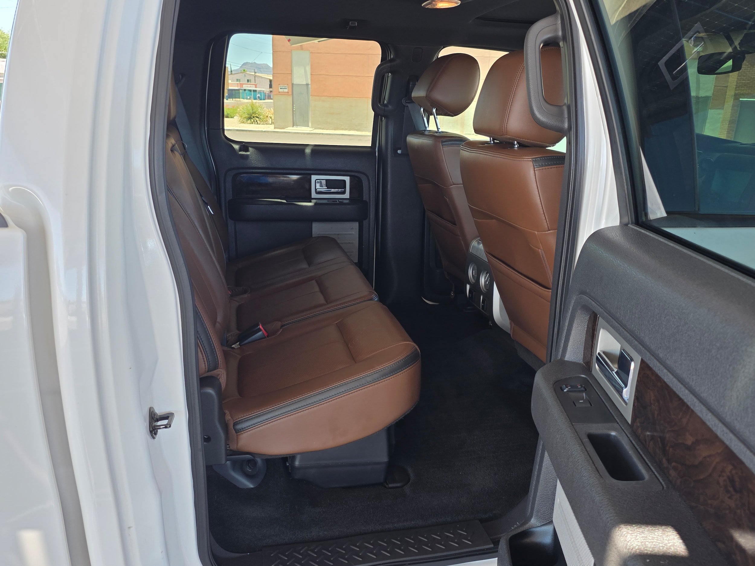 Used 2014 Ford F150 Platinum AWD/4WD image 26