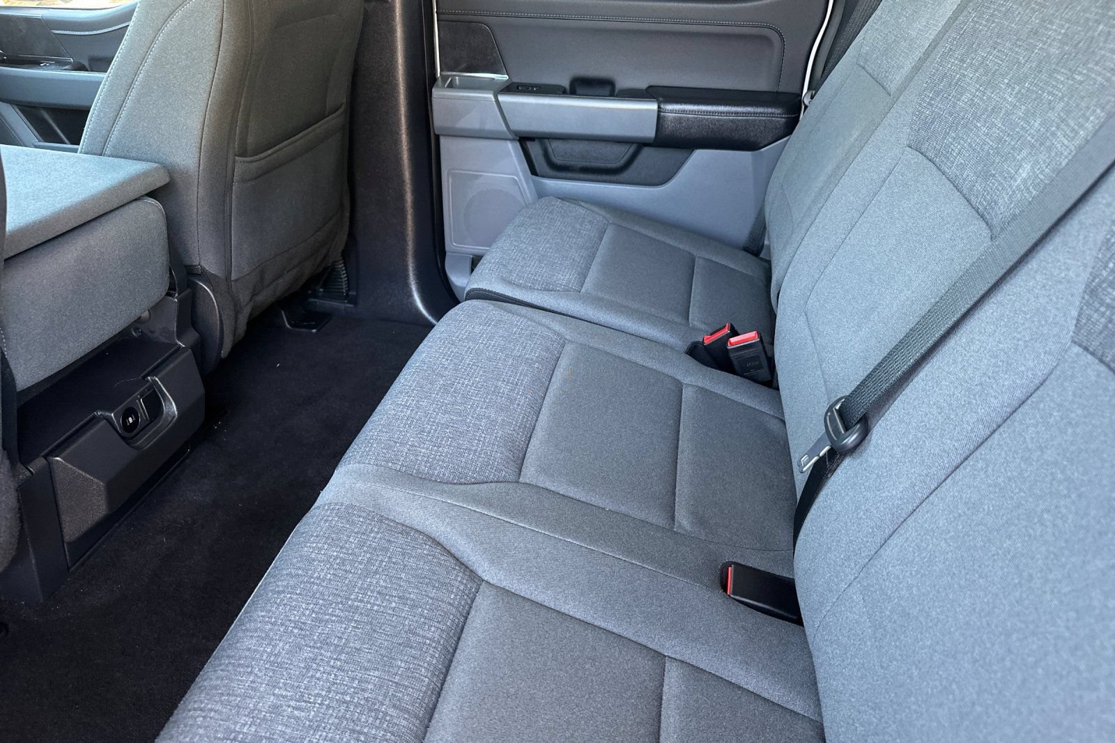 Used 2024 Ford F150 XLT RWD image 12