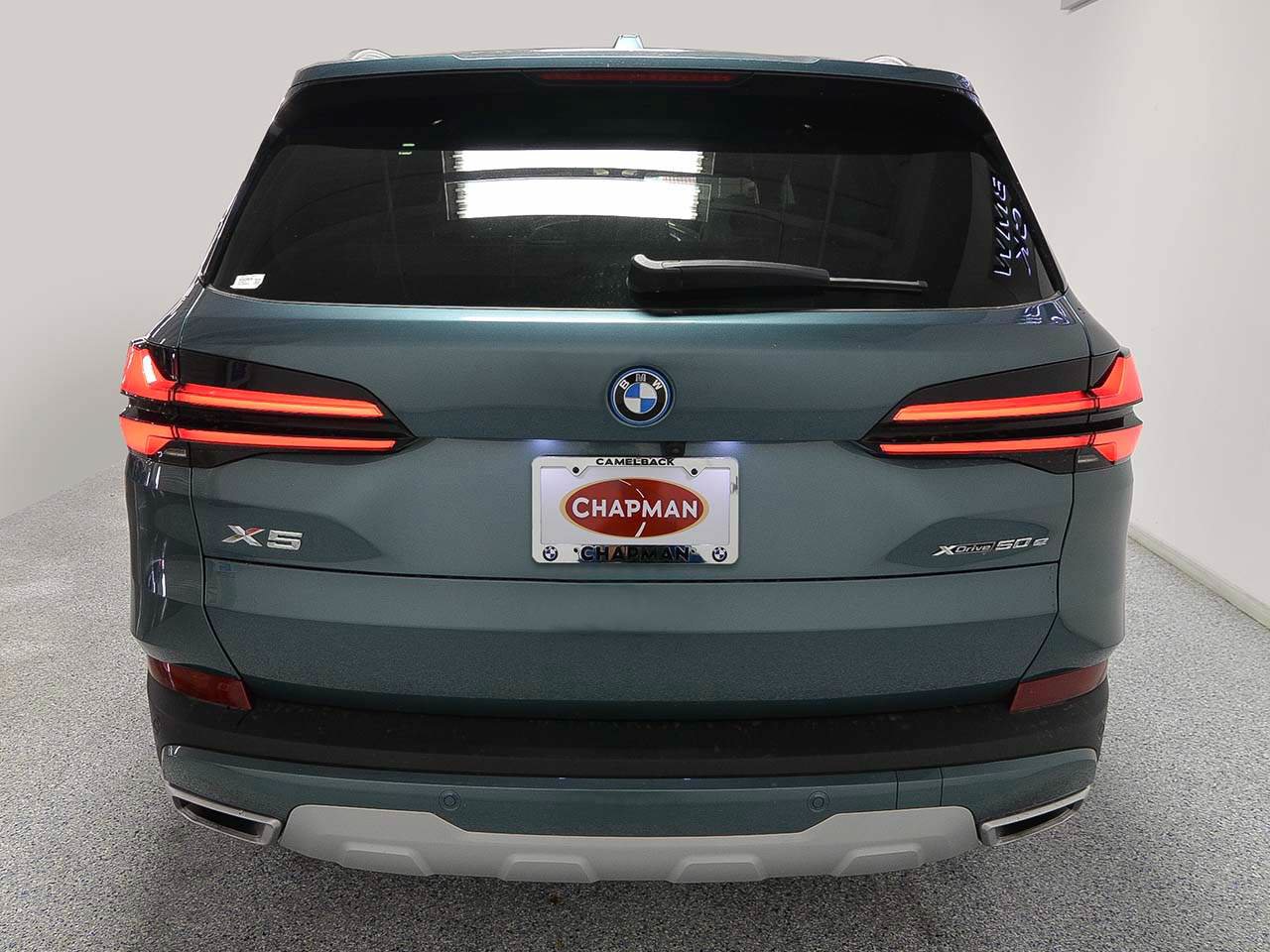Used 2025 BMW X5 xDrive50e AWD/4WD image 4