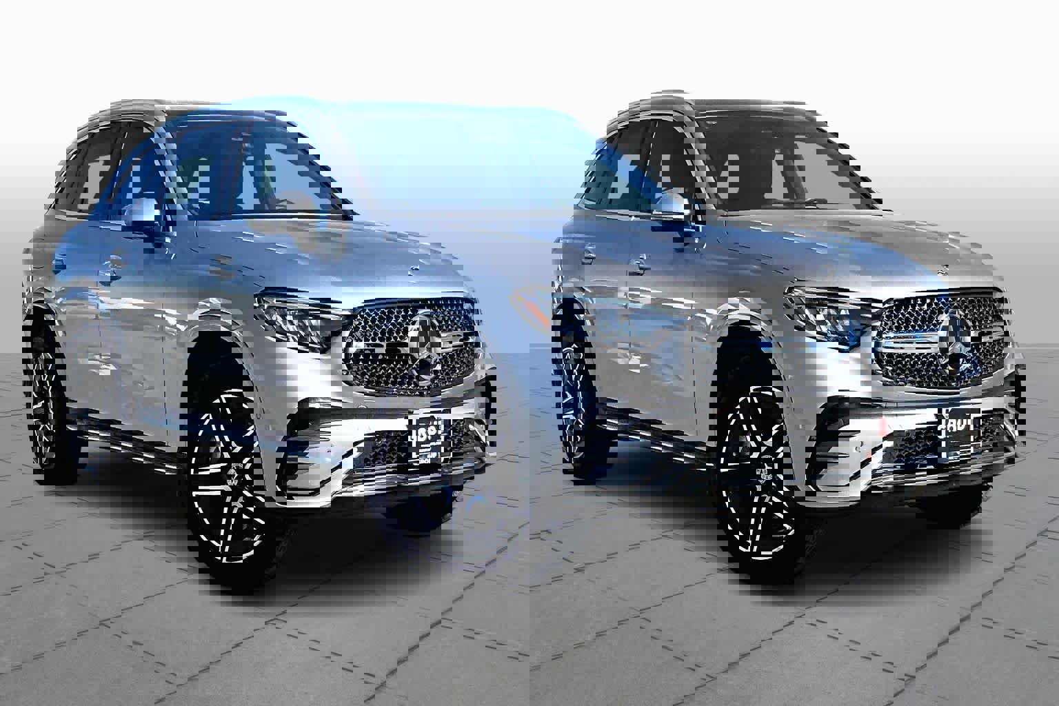 Certified 2024 Mercedes-Benz GLC 300 image 3