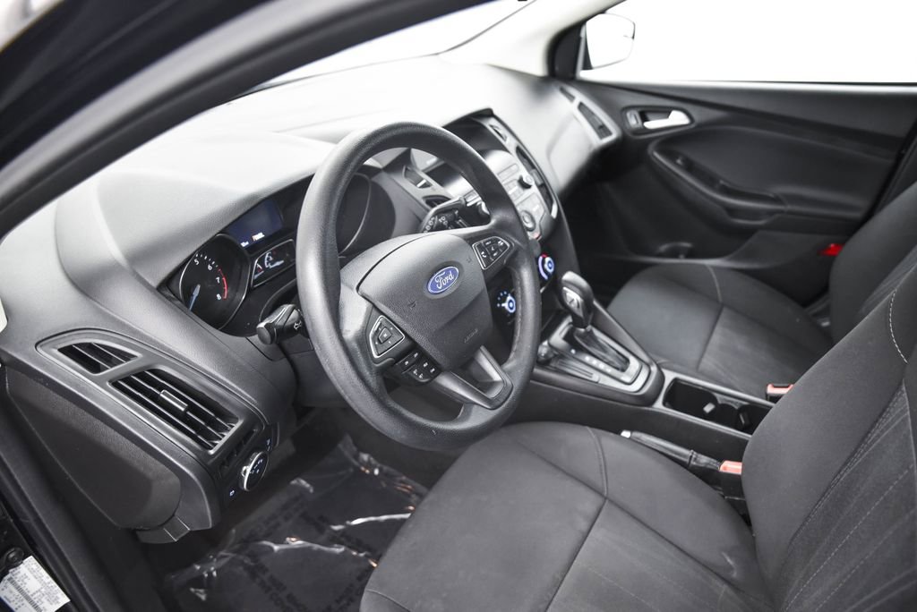 Used 2018 Ford Focus SE image 16