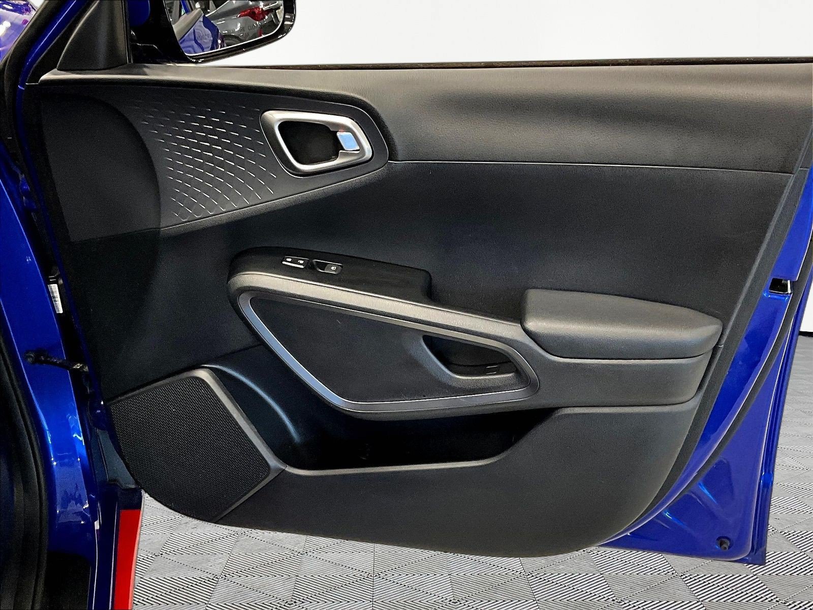 Used 2020 Kia Soul GT-Line w/ GT 2.0L Power Sunroof Package FWD image 28