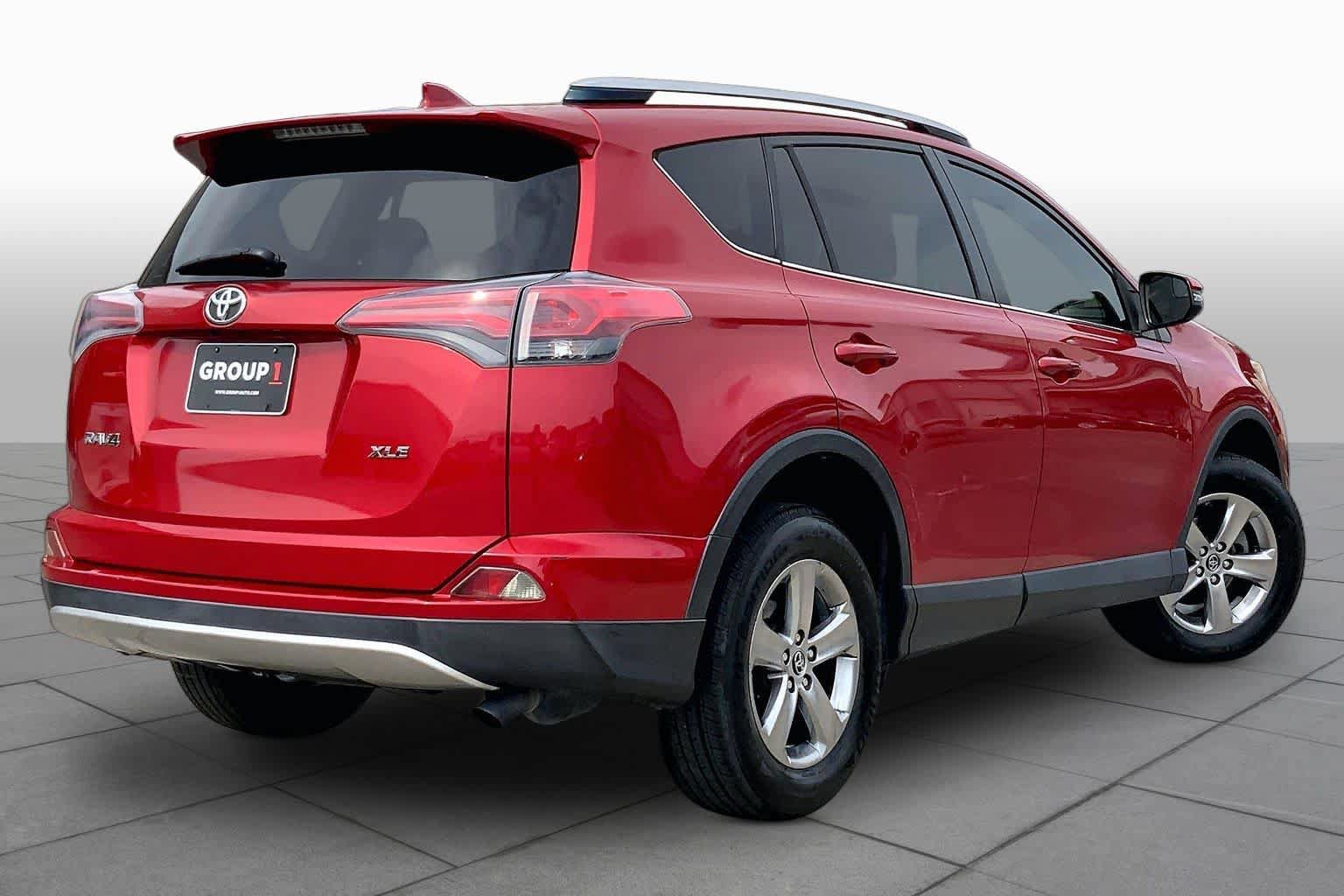 Used 2016 Toyota RAV4 XLE FWD image 13