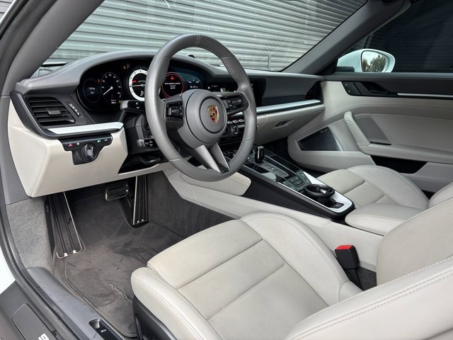 Certified 2022 Porsche 911 Carrera GTS image 4