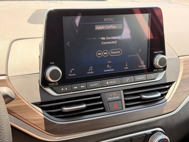 Used 2024 Nissan Altima 2.5 SV FWD image 28