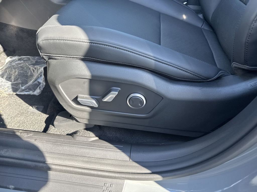 New 2026 Hyundai Santa Fe SEL image 18