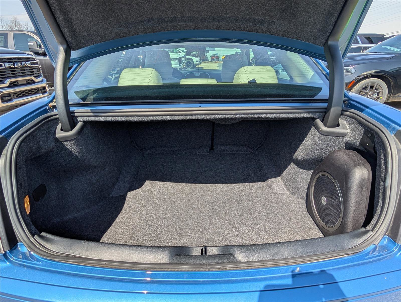 Used 2023 Chrysler 300 Touring L w/ Popular Equipment Group image 12