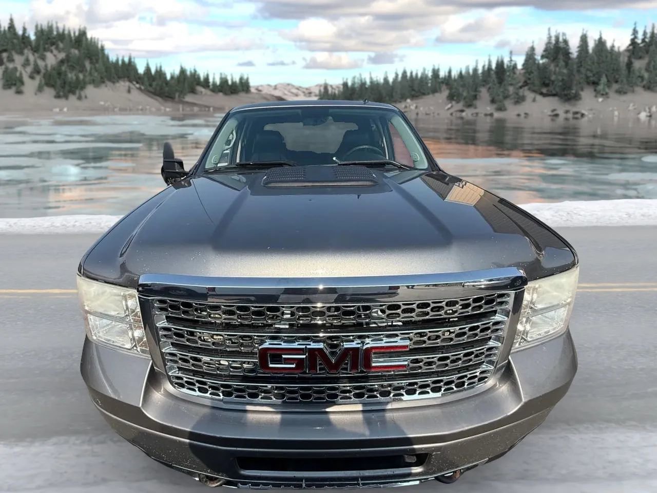 Used 2012 GMC Sierra 2500 Denali image 8