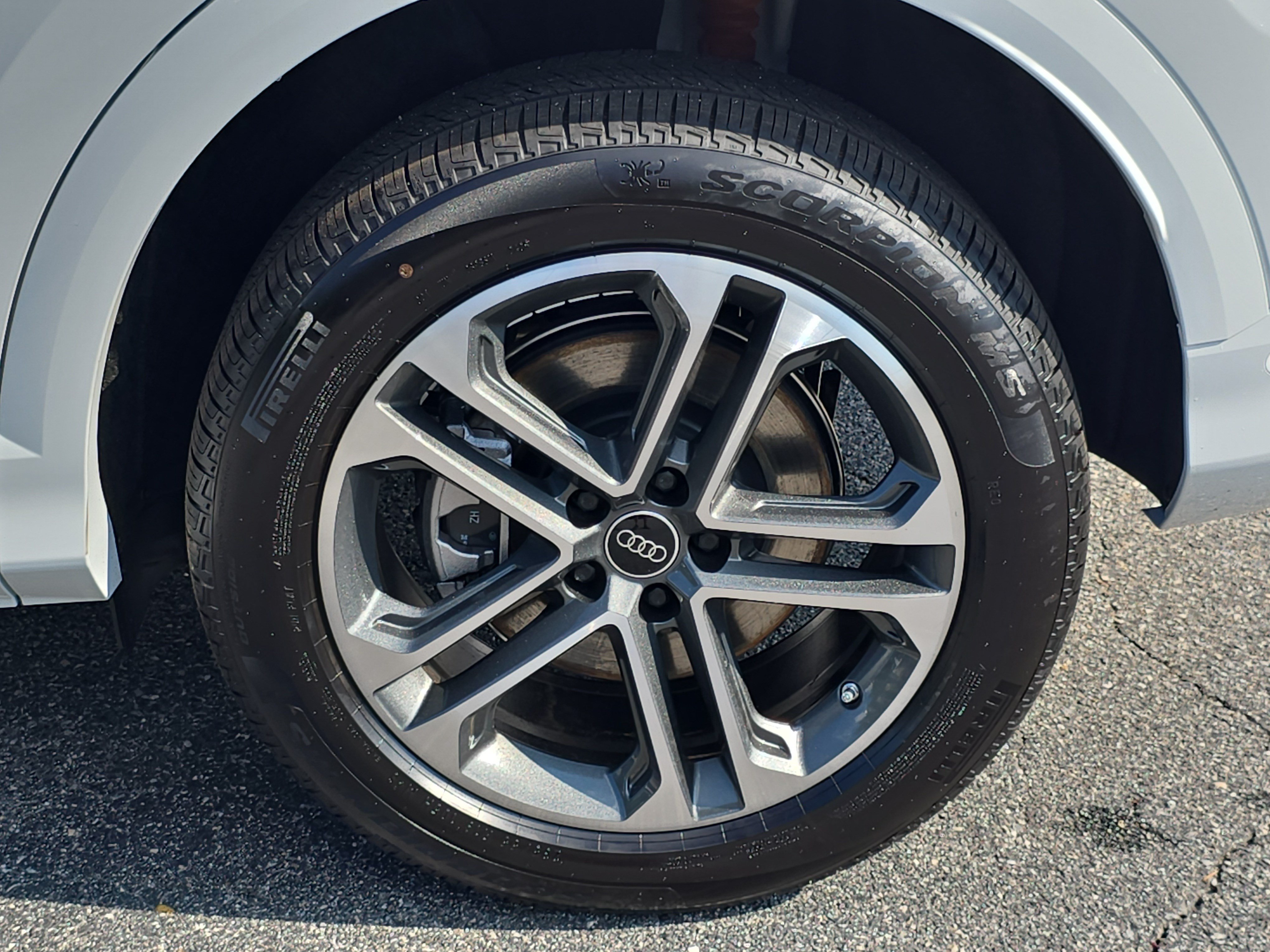 New 2026 Audi Q5 Premium Plus AWD/4WD image 33