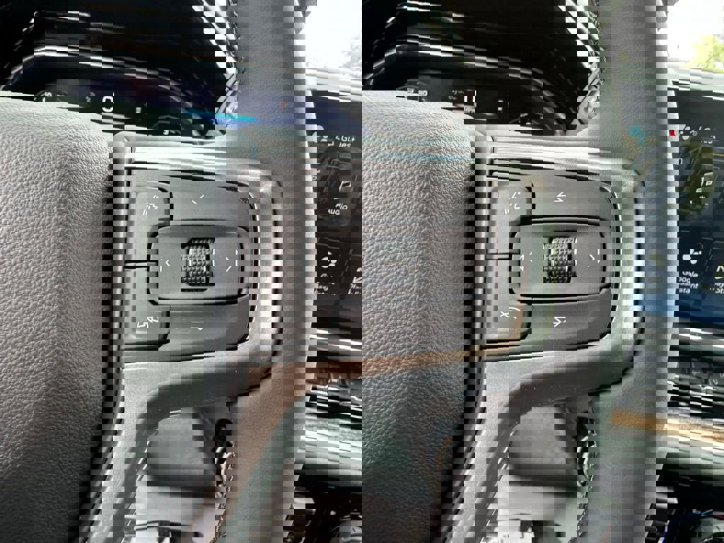 New 2025 Chevrolet Silverado 1500 LT image 28