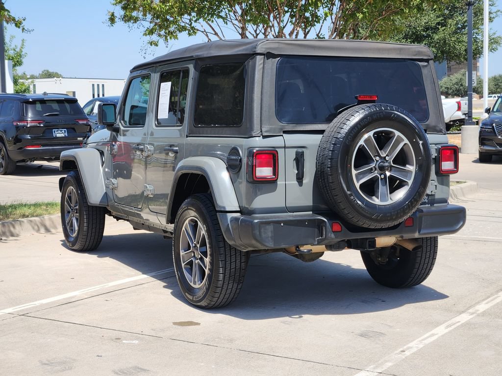 Used 2023 Jeep Wrangler Unlimited Sahara w/ Cold Weather Group AWD/4WD image 3