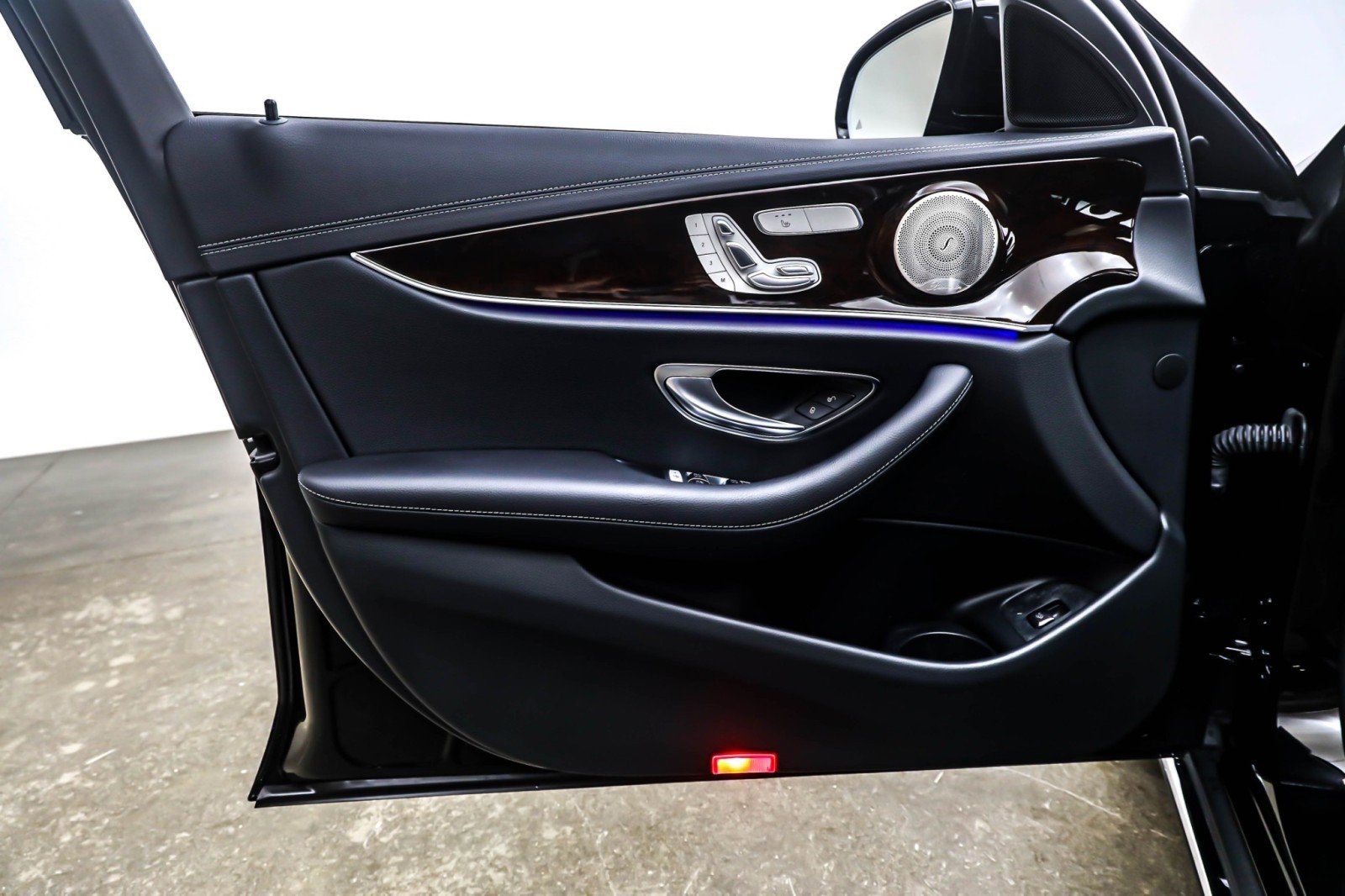 Certified 2022 Mercedes-Benz E 450 4MATIC All-Terrain Wagon image 22