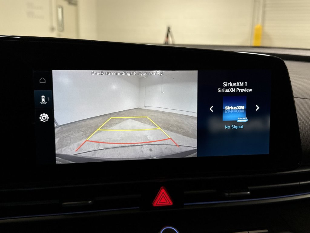 Used 2024 Hyundai Elantra SEL FWD image 16