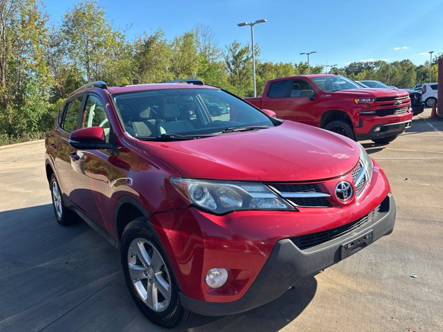 Used 2014 Toyota RAV4 XLE FWD image 2