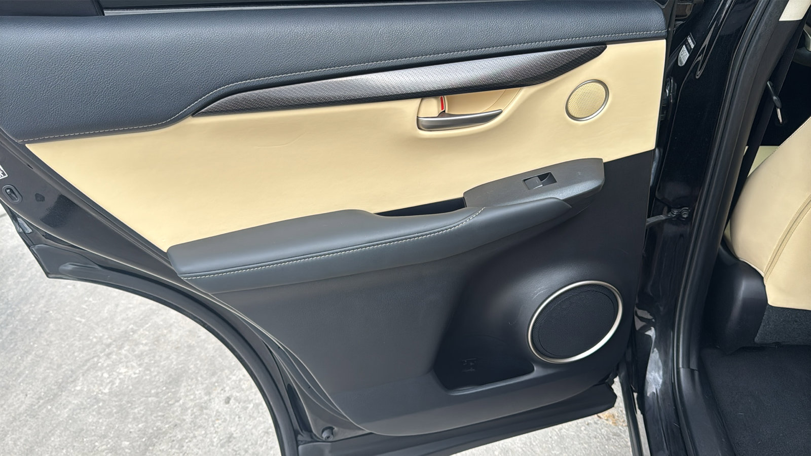 Used 2015 Lexus NX 200t FWD image 15