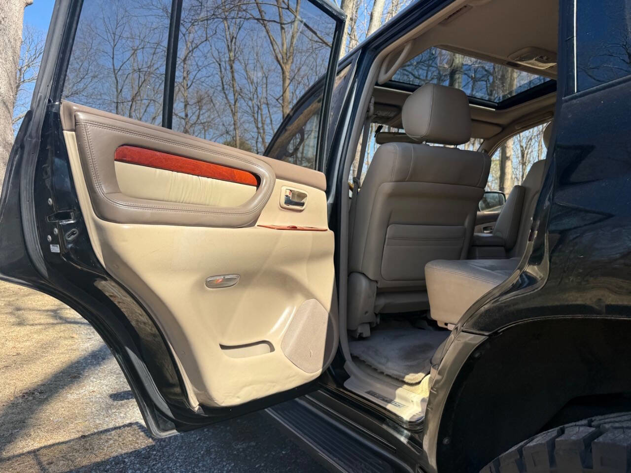 Used 2001 Lexus LX 470 4WD image 27