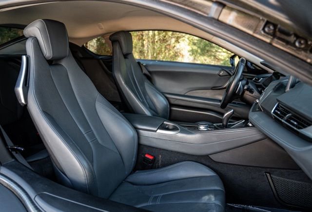 Used 2019 BMW i8 Base image 42