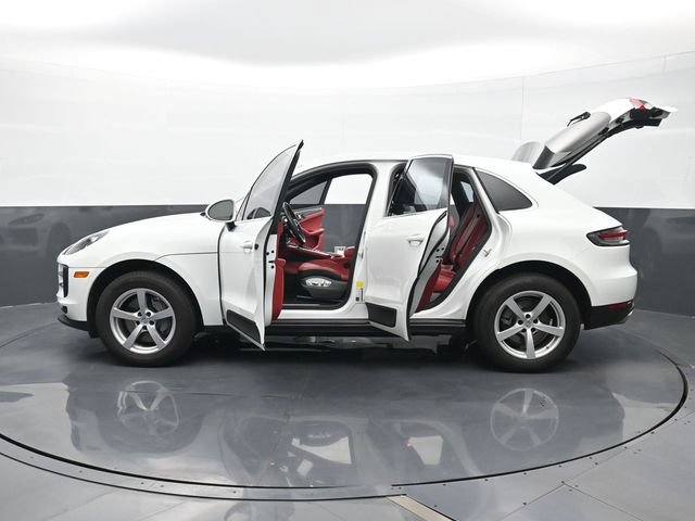 Certified 2021 Porsche Macan S AWD/4WD image 29