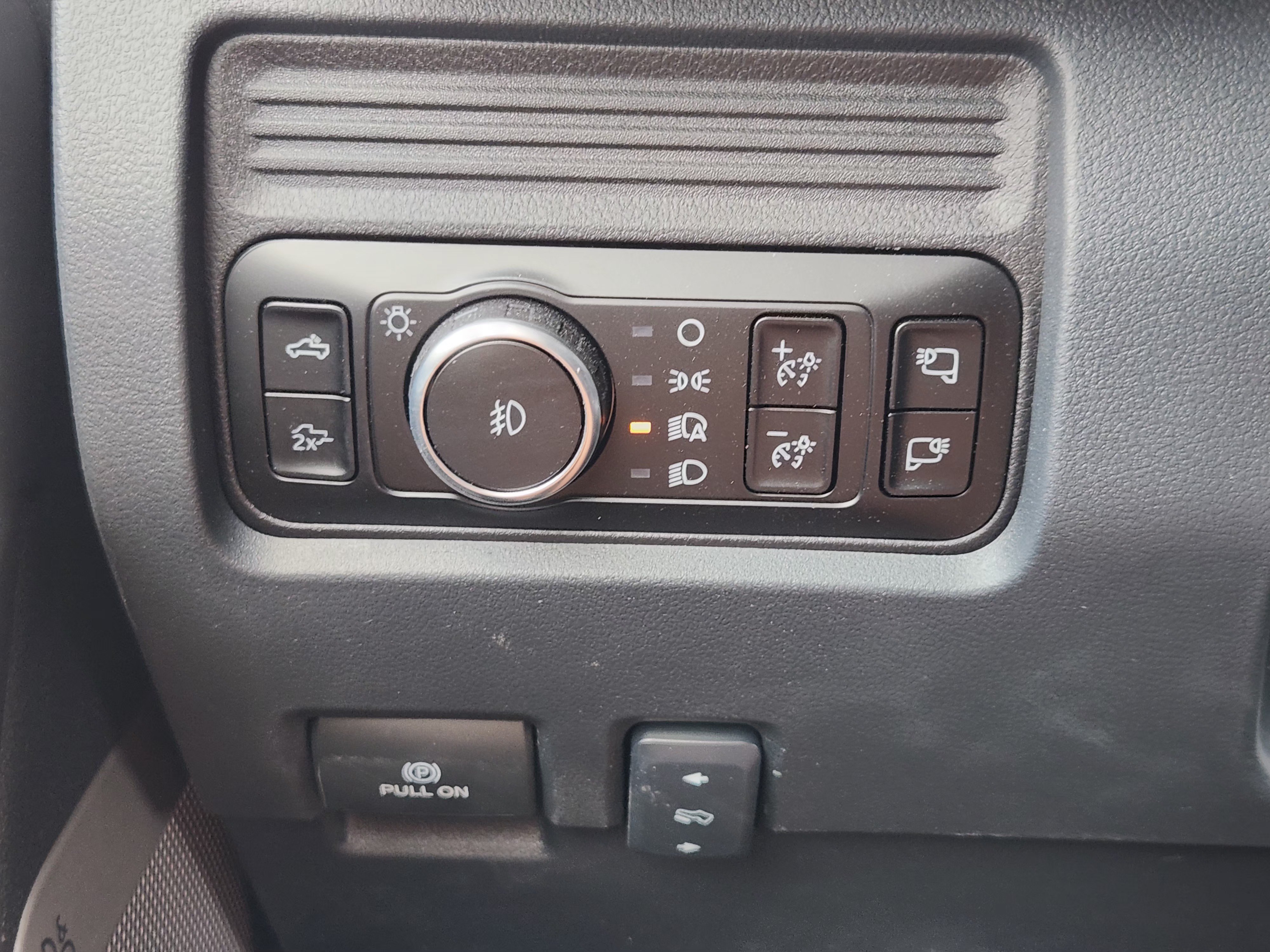 New 2026 Ford F350 Lariat AWD/4WD image 14