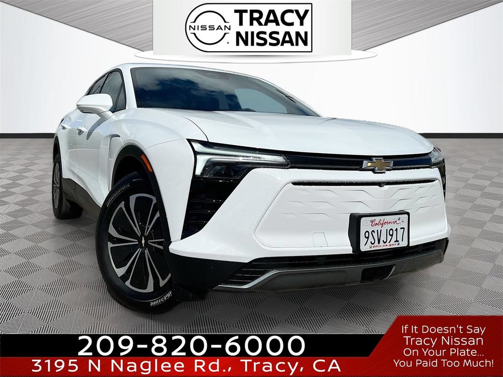 Used 2025 Chevrolet Blazer EV LT AWD/4WD image 1