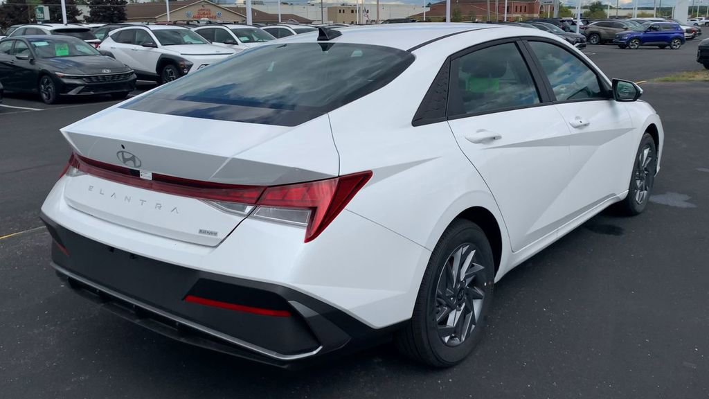 New 2025 Hyundai Elantra Blue w/ Cargo Package image 8