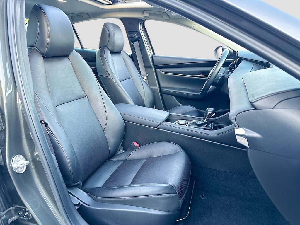 Used 2021 MAZDA MAZDA3 s image 29