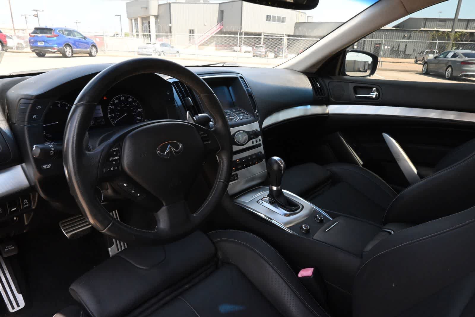 Used 2014 INFINITI Q60 Journey w/ Premium Package RWD image 16
