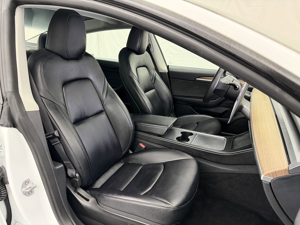 Used 2023 Tesla Model 3 Standard Range RWD image 30