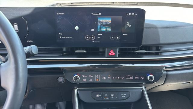 Used 2025 Kia Carnival SX Prestige FWD image 25