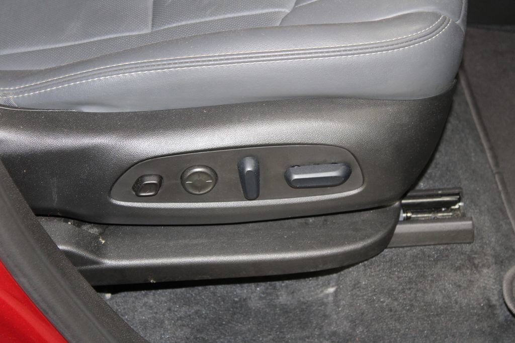 Used 2024 Buick Enclave Premium image 27