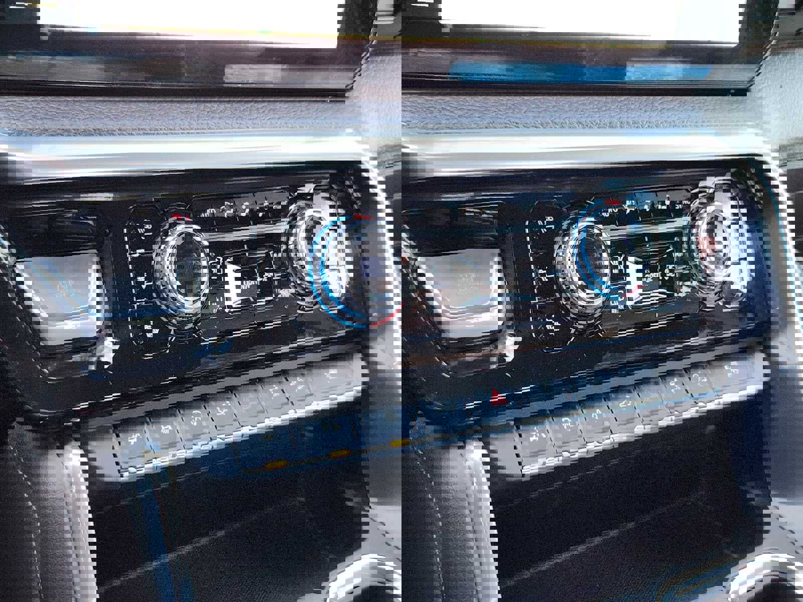 Used 2023 GMC Sierra 1500 Denali w/ Denali Reserve Package image 23