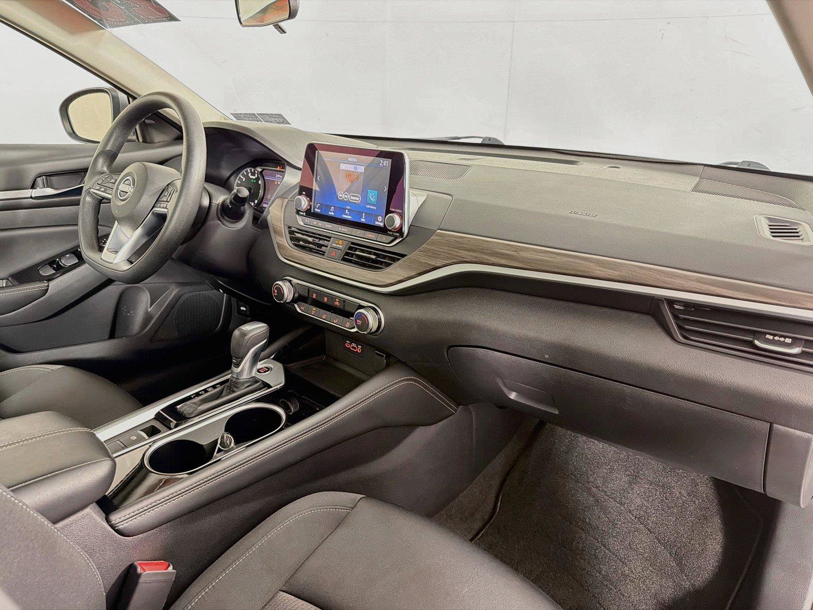 Used 2023 Nissan Altima 2.5 SV AWD/4WD image 30