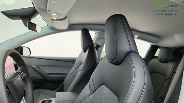 Used 2026 Tesla Model Y 2WD image 30