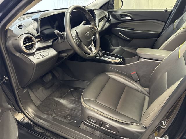 Certified 2025 Chevrolet Trax ACTIV w/ Sunroof Package FWD image 12