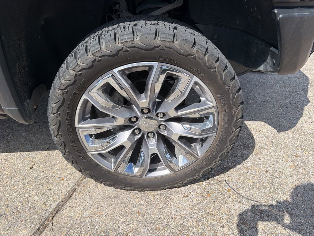 Used 2023 GMC Sierra 1500 AT4X image 26