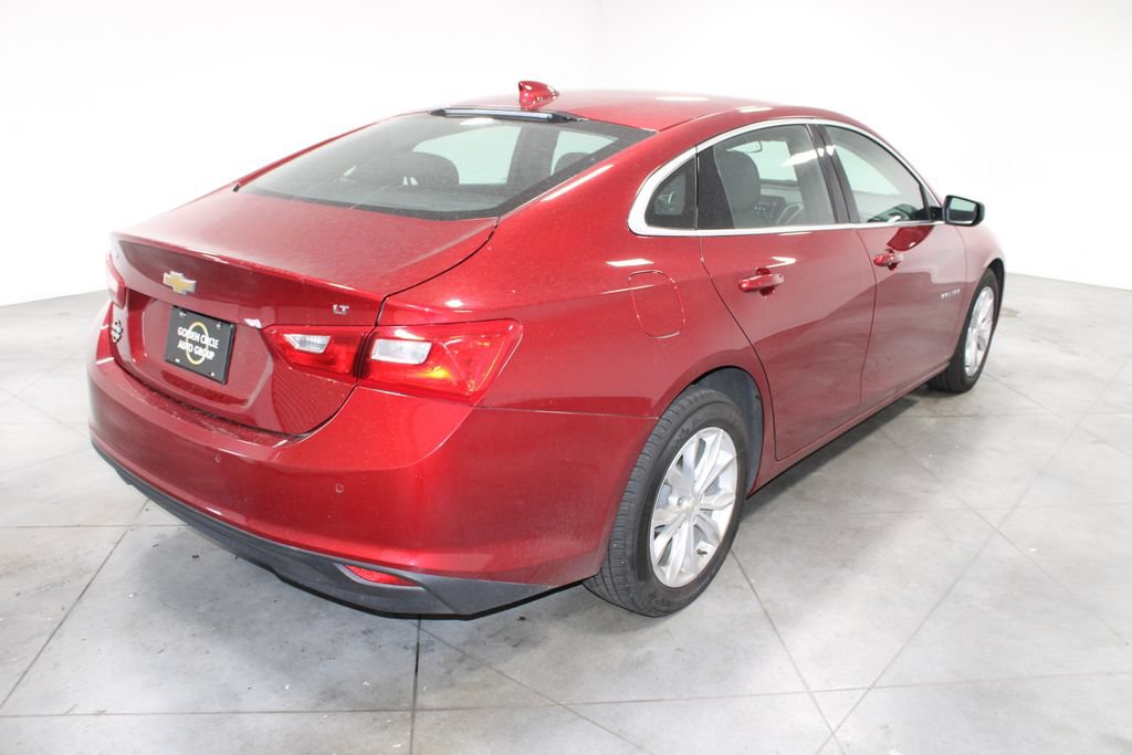 Used 2025 Chevrolet Malibu LT FWD image 9