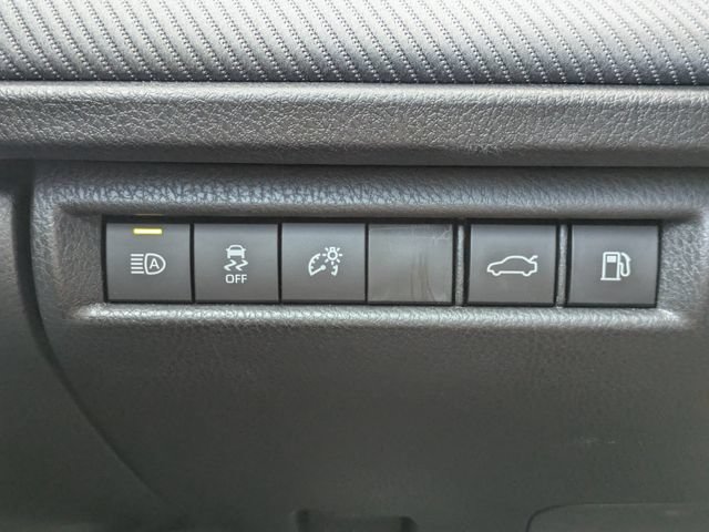 Used 2025 Toyota Camry SE AWD/4WD image 23