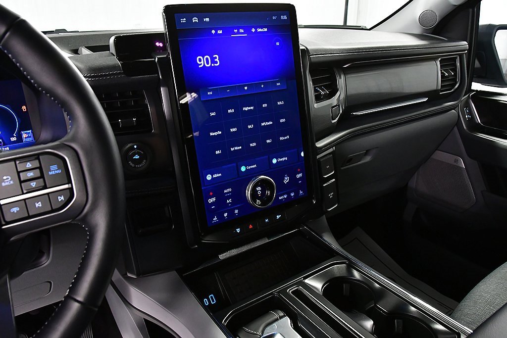 Used 2024 Ford F150 Lightning Flash image 24