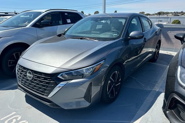 Used 2024 Nissan Sentra SV FWD image 1