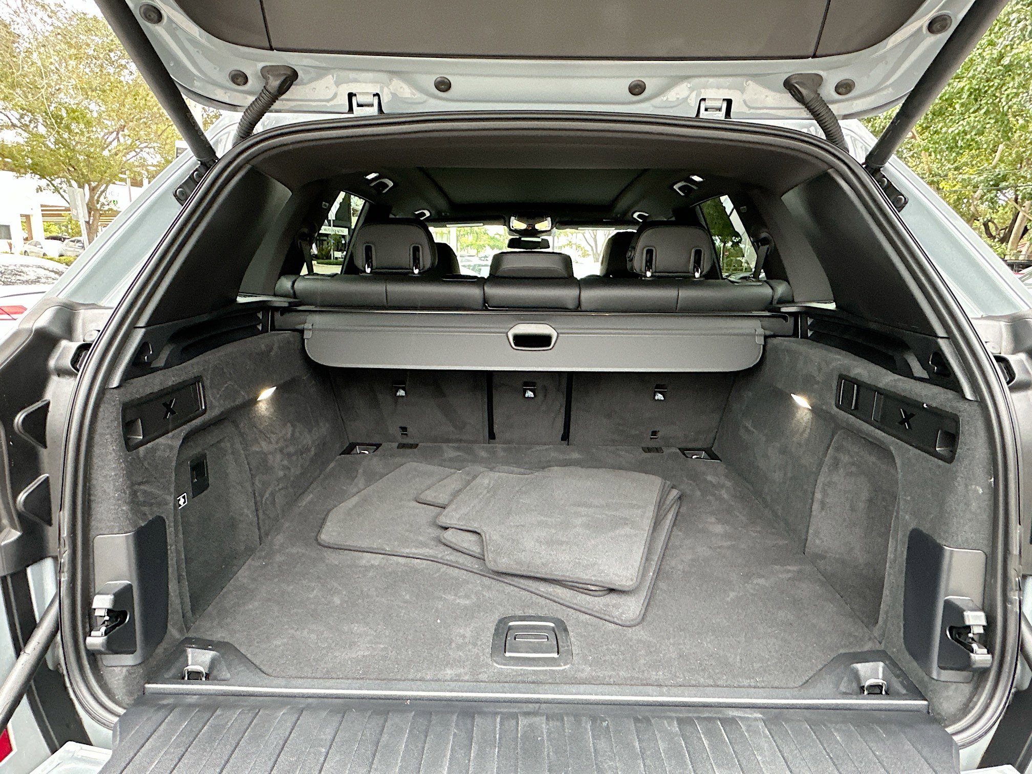 Certified 2024 BMW X5 xDrive40i w/ M Sport Package image 27