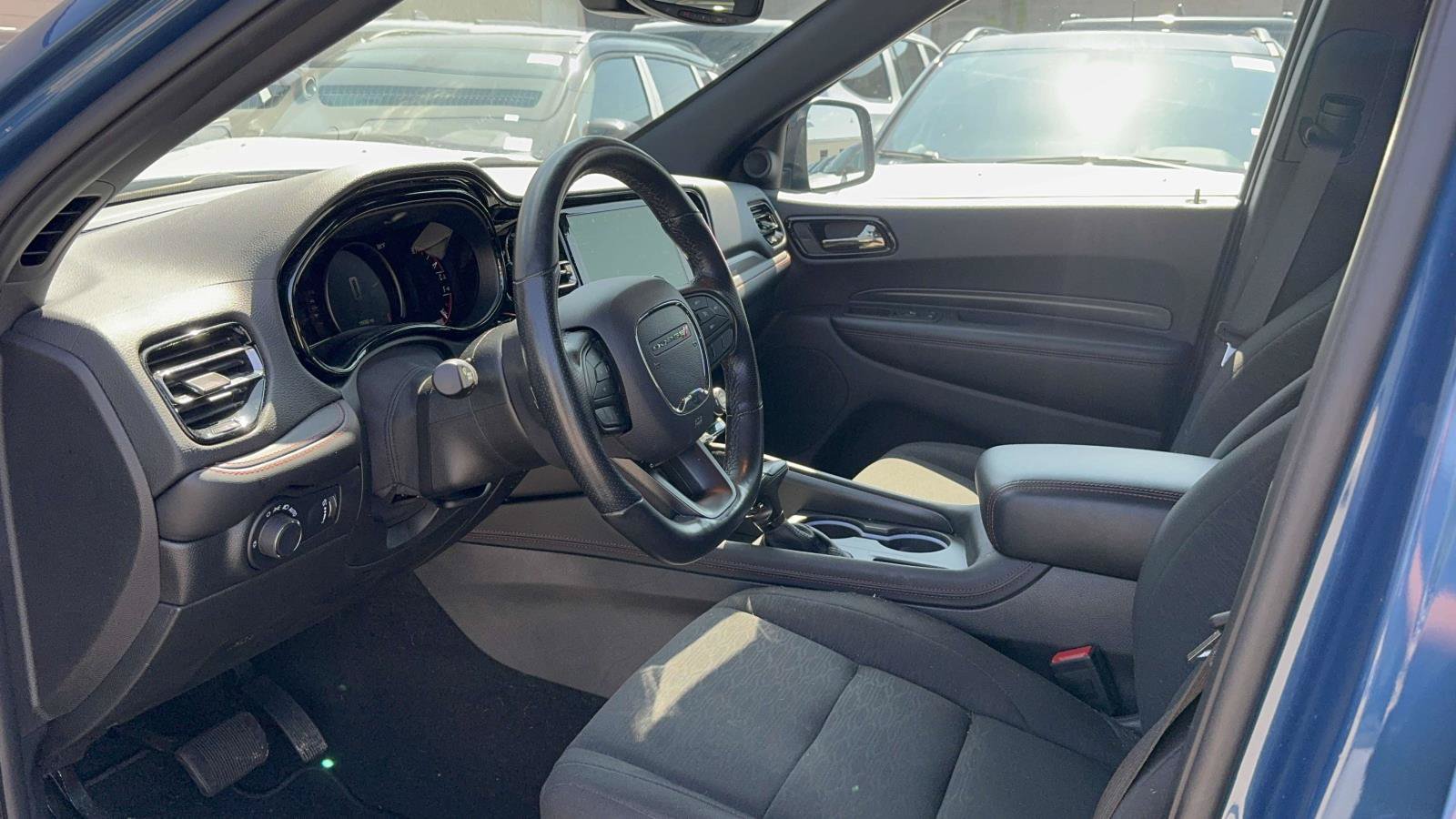 Used 2025 Dodge Durango GT w/ Blacktop Package AWD/4WD image 29