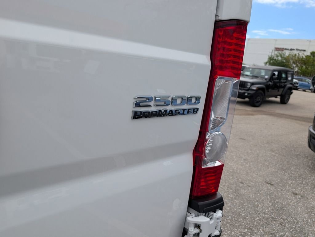 Used 2024 RAM ProMaster 2500 w/ Convenience Group FWD image 13