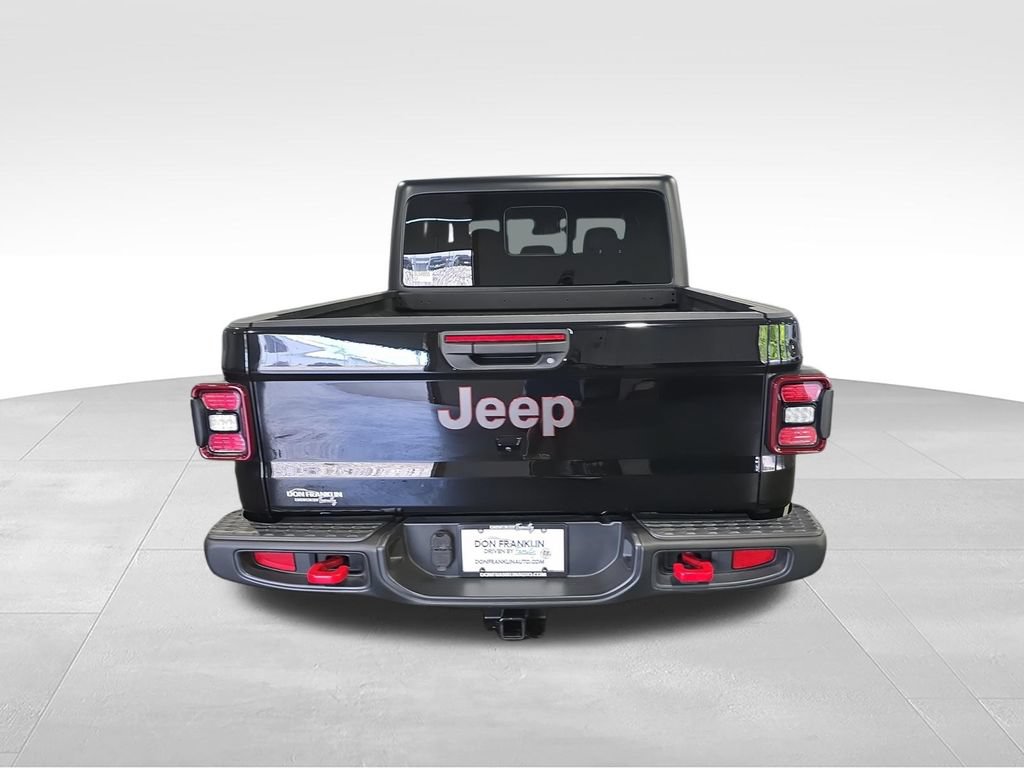 Used 2025 Jeep Gladiator Rubicon AWD/4WD image 9