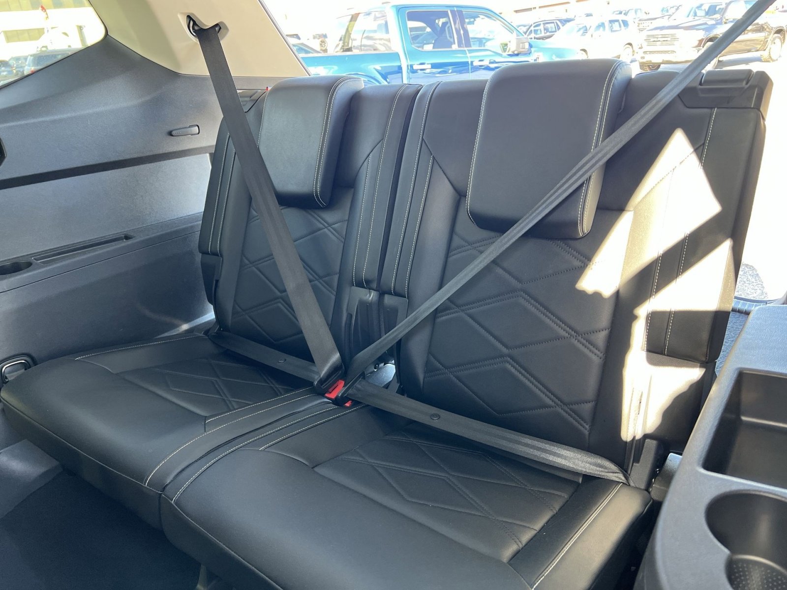 Used 2024 Volkswagen Atlas SE image 24