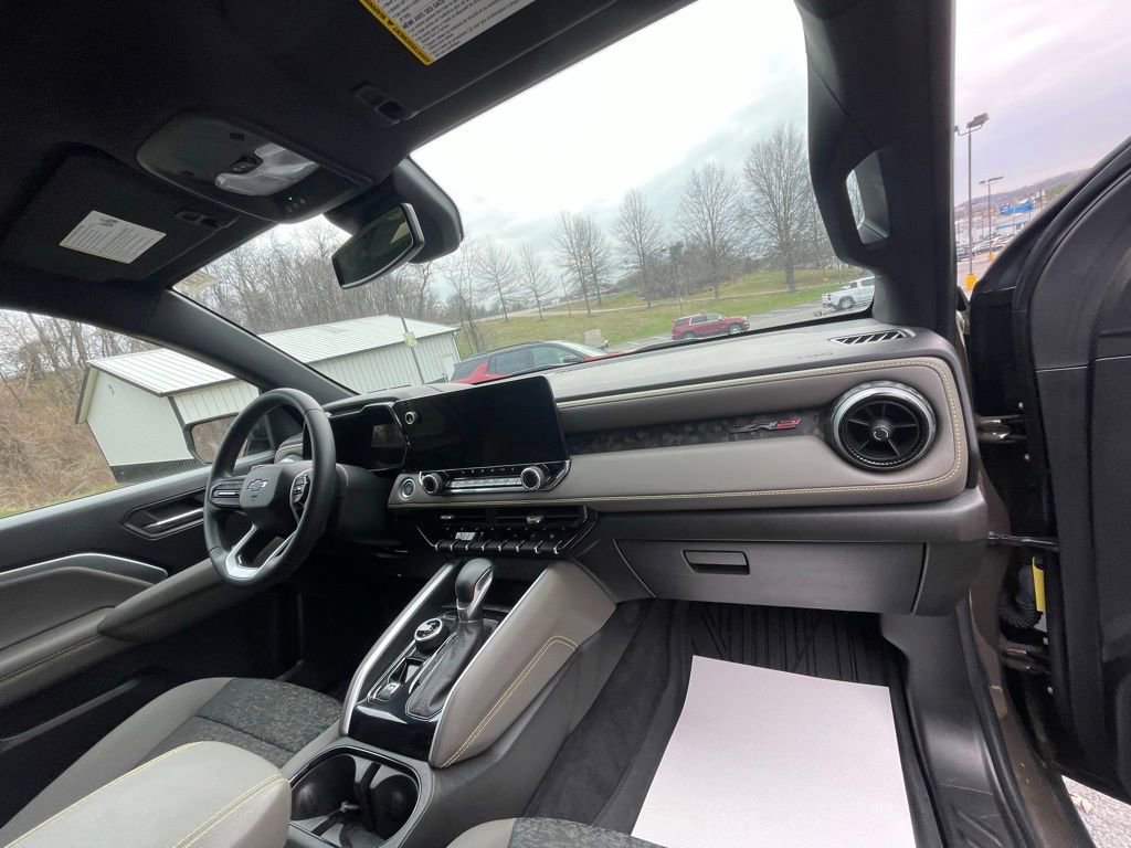 Certified 2024 Chevrolet Colorado ZR2 w/ Safety Package image 13